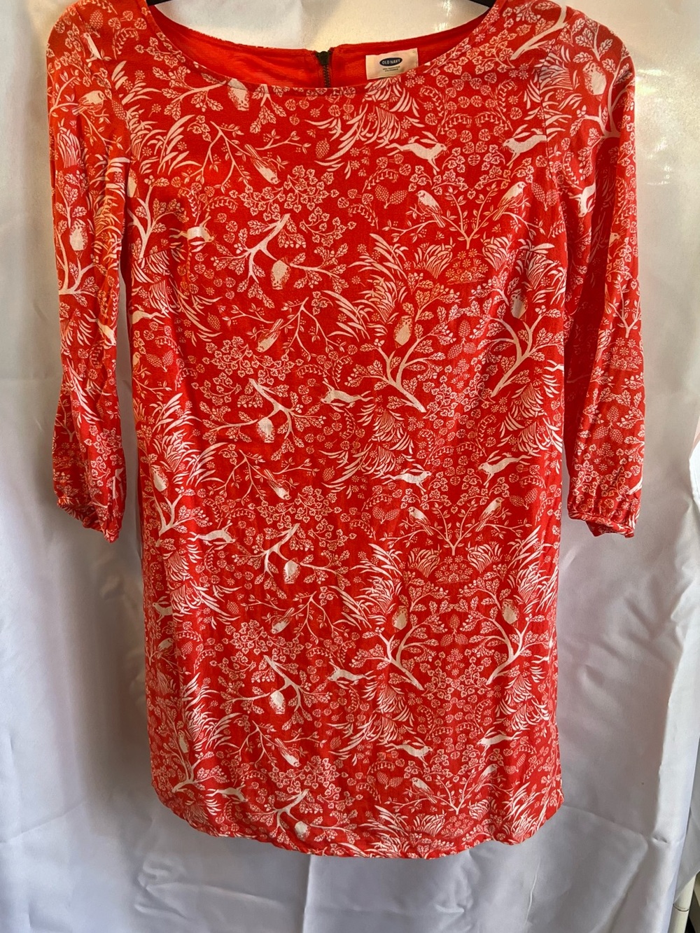 Old Navy Red and White Floral Long-Sleeve Blouse